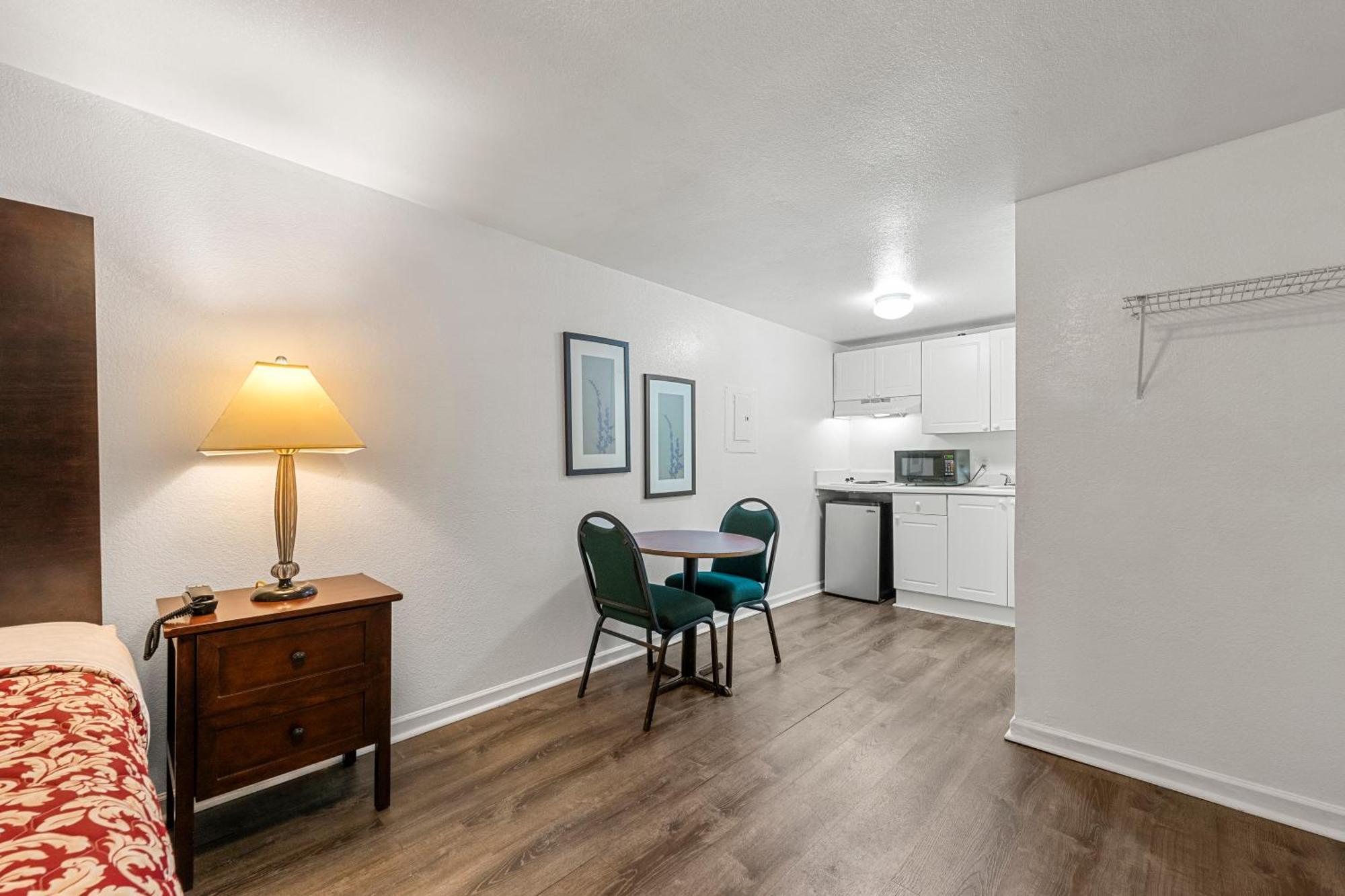 Extended Stay Studios Montgomery Exterior foto